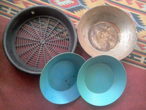 VINTAGE GOLD PANNING/PROSPECTING PANS &amp; SIEVE***