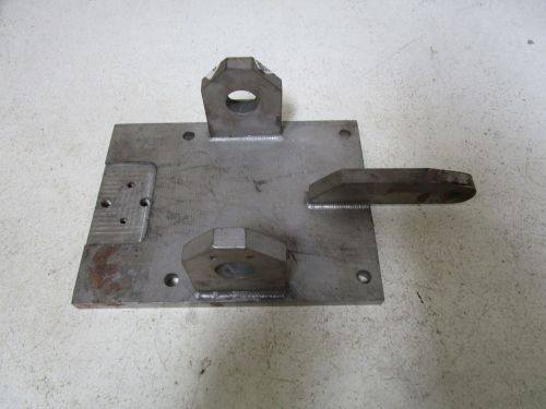 HONDA EGA 0361118-003 BRACKET *USED*