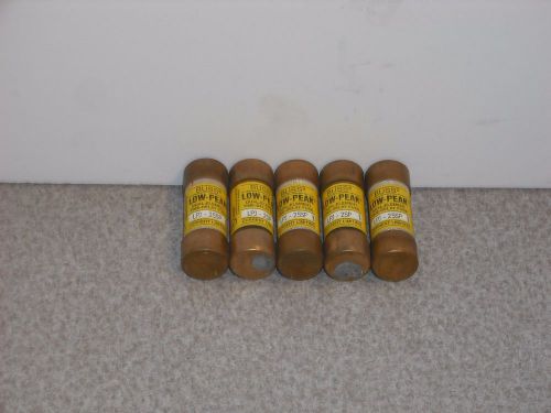 Lot of 5 Buss Low-Peak N40 Fuses (LPJ-25SP)