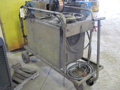 HOBART R-300 WELDER Hobart AGH-27 Wire Feeded on Cart