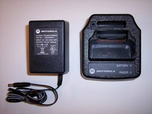 Motorola Minitor V 5 Fire EMS Police Pager Battery Desk Charger RLN5703 RLN5703C