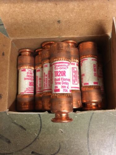 NEW BOX OF 9 GOULD SHAWMUT TRI-ONIC TR20R FUSES ........... VM-12L