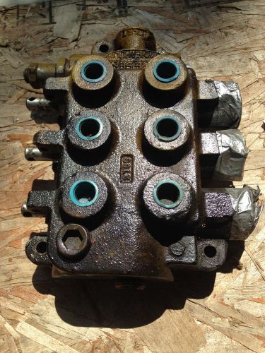 Gresen Hydraulic 3 Spool Valve 2703