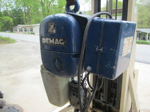 DeMag 3 phase electric chain hoist 2200 lbs. capacity 1 ton +   4M lift   19 fpm