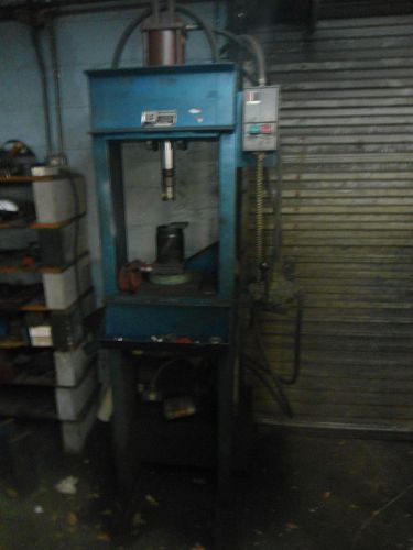 20TON HYDRALIC/ELECTRIC H FRAM PRESS