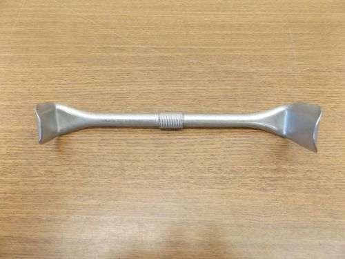 V. mueller su3490-002 on-eastman retractor for sale