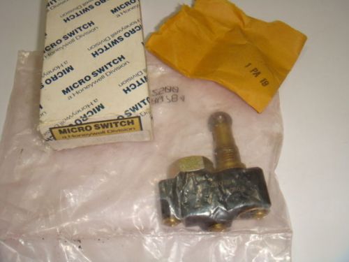 NEW, MICRO SWITCH BZ-2RQ784 LIMIT SWITCH, NEW IN BOX