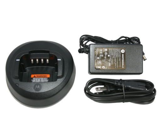 MOTO Motorola Radio Rapid Charger Base &amp; Power Cord Tri-Chemisty PMLN5228A CP185