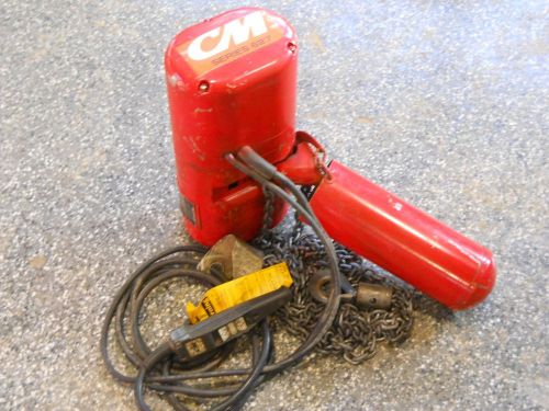 Cm lodestar 1/2 ton electric chain hoist 208-240 440-480 v. 3ph. 16 f.p.m 1/2 hp for sale