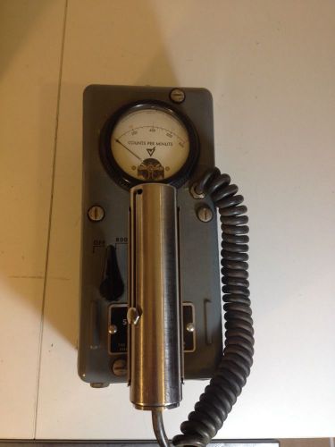 Victoreen Thyac Survey Meter Model 389 No Idea How It Works