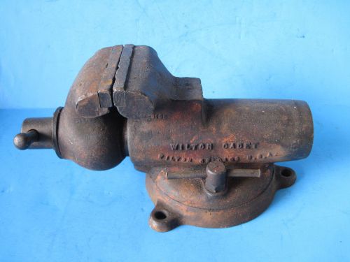 Vintage Cast Iron Wilton Cadet Bullet 3 1/2&#034;Wide Jaws Swivel Vise U.S.A. Made