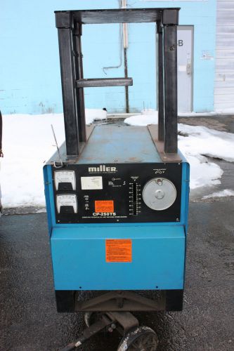 MILLER CP250TS WELDING POWER SUPPLY