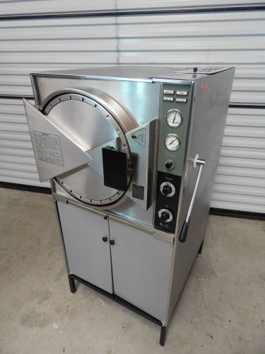 PELTON &amp; CRANE MAGNA-CLAVE MC STEAM STERILIZER