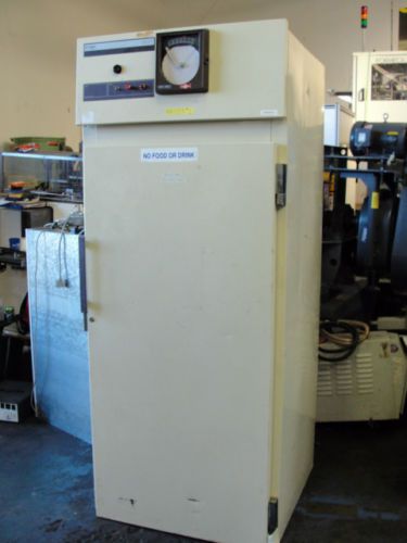 THERMO FISHER ISOTEMP PLASMA FREEZER  -50 c  MODEL 226F.