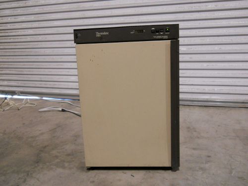 Thermolyne 42000 Incubator Model I42045