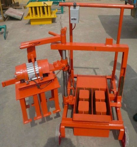 Concrete Blocks Making Machine Movable Cement Bricks Machinery Shipped by Sea