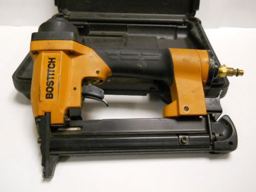 BOSTITCH PNEUMATIC STAPLER STAPLE GUN WIRE INDUSTRIAL S32SX WORK GREAT