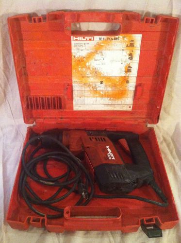 Hilti TE5 Rotary Hammer Drill w/ Case