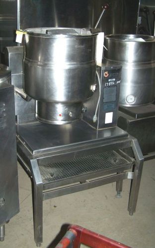 GROEN Counter Top 40 qt. Tilt Steam Jacketed Kettle on Stand