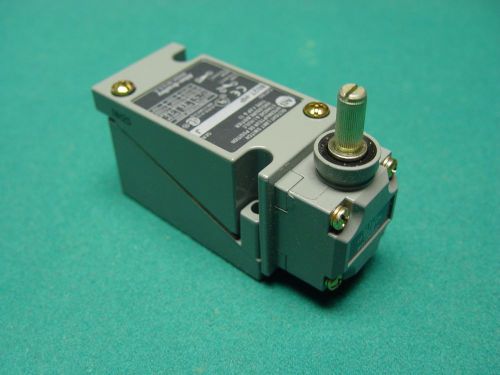 Allen Bradley 802T-HP Series J Oil Tight Limit Switch - NEW IN BOX