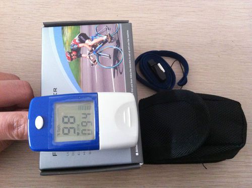 Hot usa seller fda finger pluse oximeter with spo2,pr monitor,lcd display,50b for sale