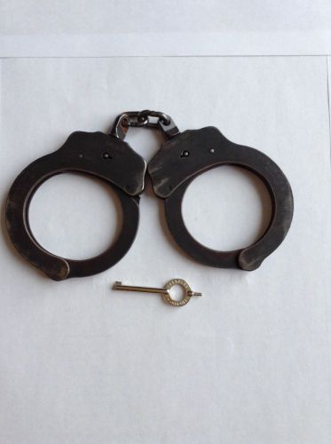 Peerless model 500 handcuffs----gunmetal blue/black with key for sale