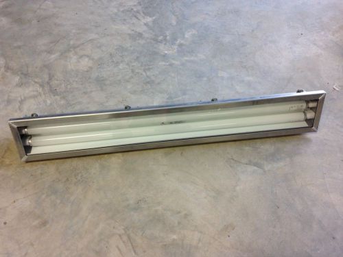 Outdoor Fluorescent Light Marine Aluminum T12 4 FT RFNK628004U Rig-A-Lite RAZZ