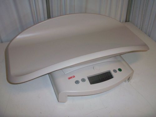 Seca 354 Baby Infant Scale 44 lb Capacity Digital kg &amp; lbs cordless