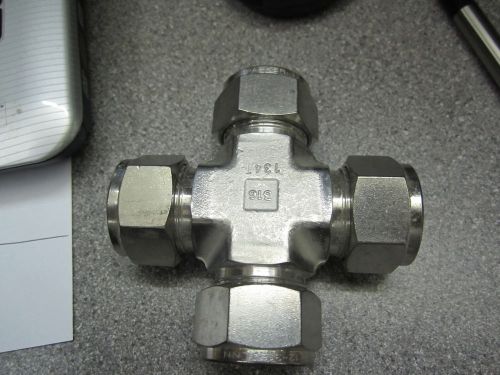 Parker A-LOC 316 stainless steel cross union 12ECR12-316 Grainger 4CXT4  3/4&#034;