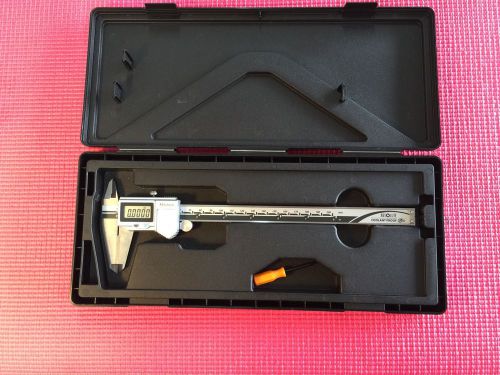 MITUTOYO 8 IN IP67 COOLANT PROOF DIGITAL CALIPER 500-732-10 CD-8PSXW CARBIDE JAW