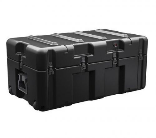 X - Large Shipping Case: 17.3&#034; x 34.2&#034; x 21&#034;