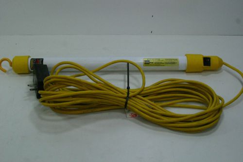 LumaPro 5X409B Fluorescent Hand Lamp 50&#039; Cord 125 volt