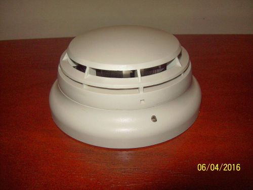 Simplex 4098-9714 smoke detector with 4098-9792 base for sale