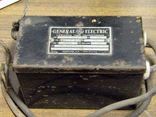 Luminous Tube Transformer General Electric Cat. 9TCX 409 AA