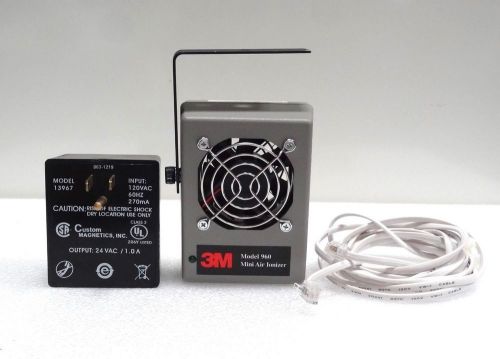 3M MODEL 960 MINI AIR IONIZER