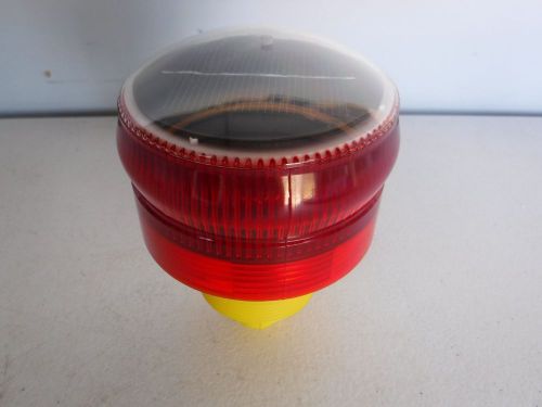 (Lot of 8)Solar Warning Light Red Yellow LED Road Traffic Lamp Beacon &lt;&gt;