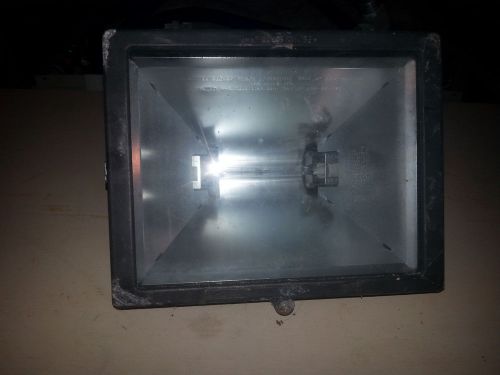 Cooper lighting gp500wl 500w quartz halogen floodlight-500w brz quartz fixture for sale