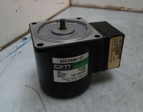 New  oriental motor induction motor, 25 w, 4ik25gn-st,  warranty for sale