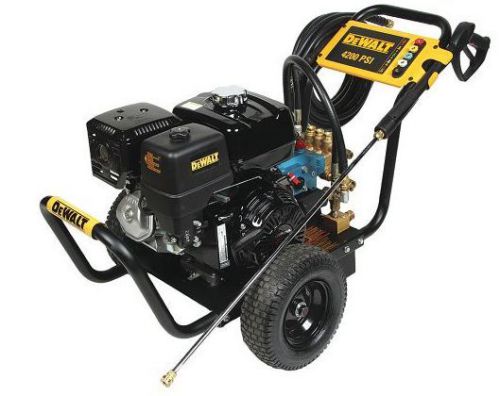 Dewalt DXPW60606 Pressure Washer 4200 PSI 4 GPM Gas Cold Water Belt Drive