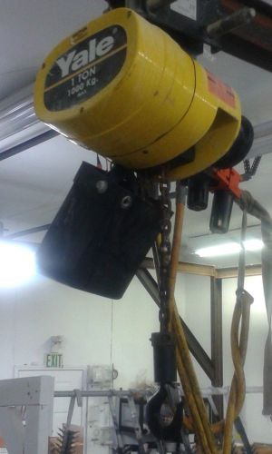 Yale 1 ton Air Hoist