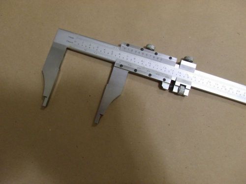 Eighteen inch ( 18 &#034; ) Calipers , Vernier