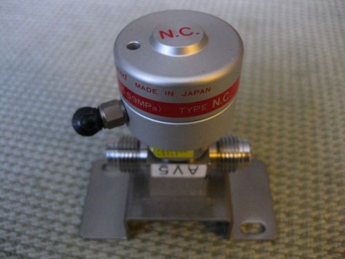 Fujikin Dual Flow Pneumatic Valve N.C. VCR Fittings