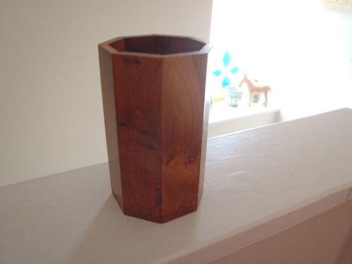 RARE THUYA WOOD PEN HOLDER CUP  DESK TOP ACCESSORY