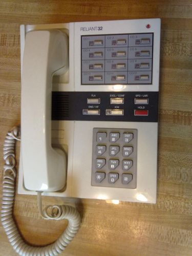 RELIANT 32 H.F. TELEPHONE - WALKER COMMUNICATIONS - WIN