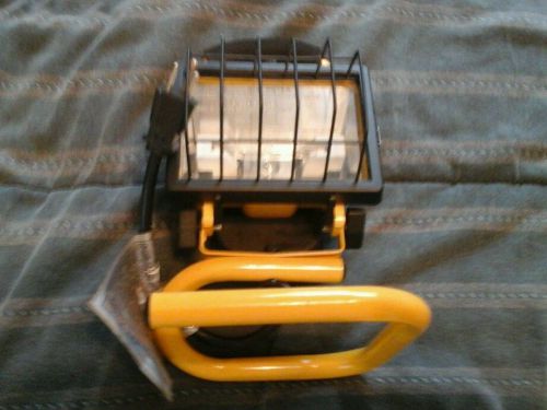 LIKE New Portable Work Light 4z21 Type T bulb