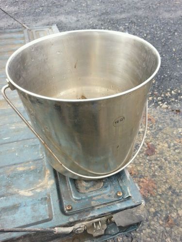 Stainless steel bucket