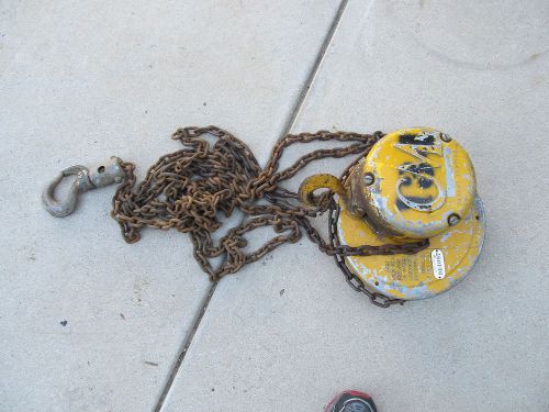 CHISHOLM MOORE CYCLONE MODEL M 1/4 TON CHAIN HOIST FREE SHIP