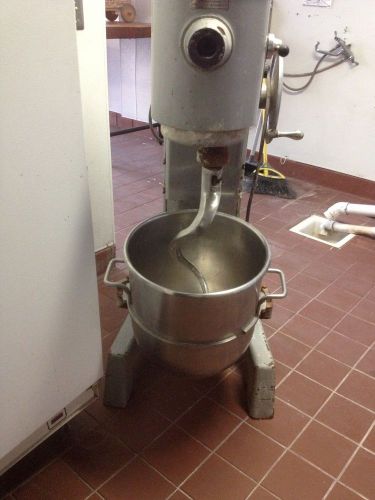 HOBART 40 QT MIXER