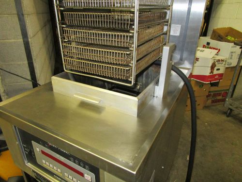 Henny Penny 8 Head Fryer Model 580 Computron 8000 Electric 208 Volts