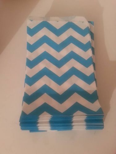 (25) Turquoise 6&#034; x 9&#034; Chevron Paper Merchandise Bags